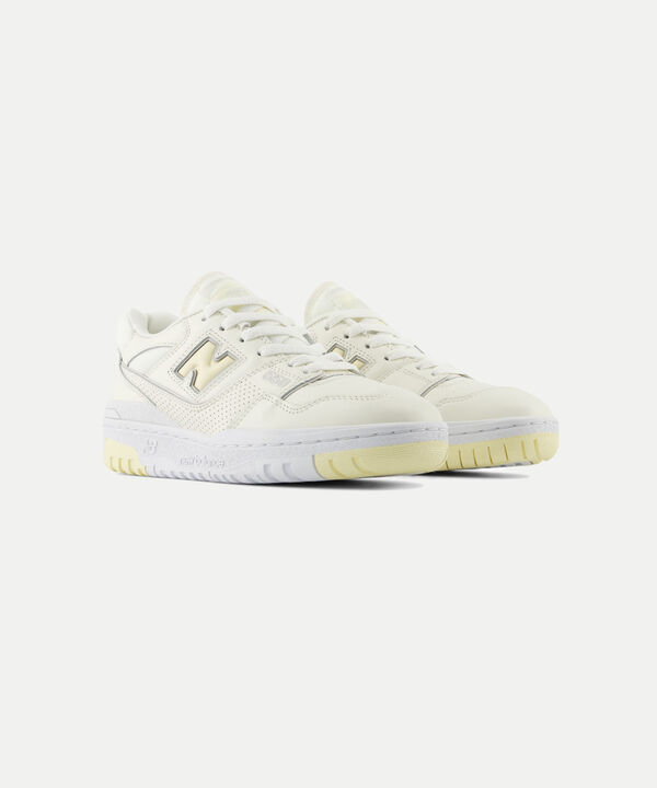 Tenis New Balance Para Mujer Crema image number null
